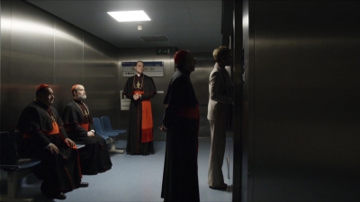 The_New_Pope_S01E01_mkv0361.jpg